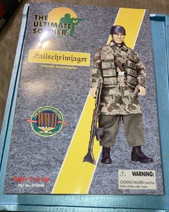 The Ultimate Soldier WWII Fallschrimjager German Paratrooper 1999 12” Figure - Picture 1 of 4