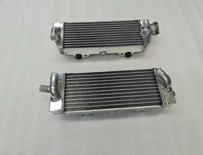 Radiadores de aluminio para 125/200/250/300 SX/SXS/EXC/MXC/XC-W 1998-2007 Foto 1 de 4
