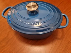 Le Creuset Oval Cast Iron Dutch Oven - 27cm 4.1 Litre (RRP $600) - Picture 1 of 5