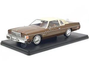 1977 Dodge Royal Monaco C Marrón Metalizado/Beige 1:24 WhiteBox 124261 - Imagen 1 de 4