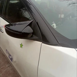 Glossy Black Side Wing Mirror Cover Caps Sport For Nissan Kicks with Turn Signal - Picture 1 of 6