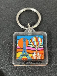 Vintage 1989 Eiffel Tower Hot Air Balloon Keychain Kings Dominion Square Plastic - Picture 1 of 2