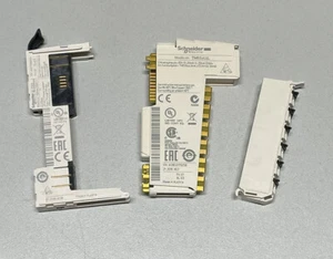 Schneider Electric / TM5ACBM11 / TM5SAI2L / Bus Base / 2 x Analog Input Modules - Picture 1 of 3