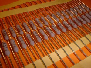 25x 1,2 Ohm / 1 Watt / 350V Metalloxid Widerstand MOX 1R2 - Picture 1 of 1