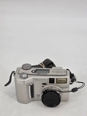 Minolta Dimage S414 Digital Camera 4.0mp - Image 1 of 4