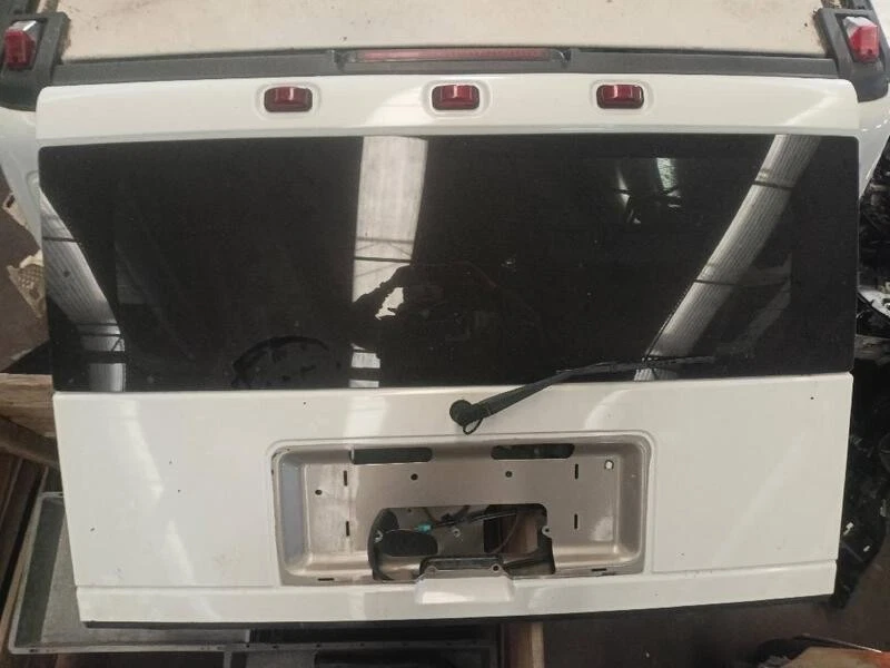 10384904 puerta trasera para Hummer H2 2003 846207 Foto 1 de 1