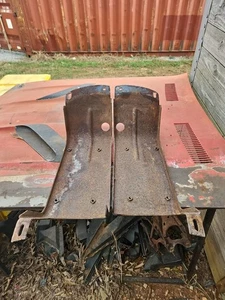  Soportes de parachoques trasero Dodge Charger SE Rallye RT Superbee 500 1971-1972  - Imagen 1 de 7