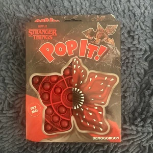 Stranger Things Demogorgon Pop It! Fidget Toy aus Sci Fi Netflix Serie - Bild 1 von 2