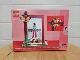 Lego 40702 Limited  Edition Christmas  Picture Frame 209 pcs Retired, New Sealed