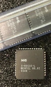 INTEL S80C32-L  Microcontroller, 8-Bit, 8051 CPU, 6MHz, CMOS, PQCC44 **NEW** - Picture 1 of 1