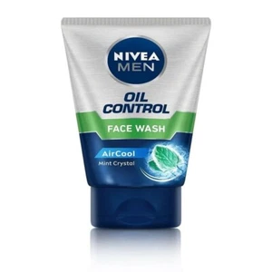 NIVEA MEN Oil Control Face Wash - 100g - Picture 1 of 3