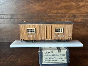 HOn3 Baker White Pine 29' HOn3 Camp Car Wooden Kit Built Painted - Picture 1 of 5