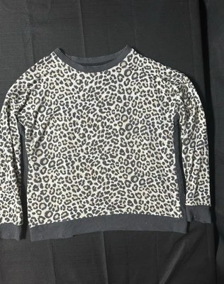 Suéter Simply Vera VeraWang Para Mujer Grande Acogedor Estampado de Leopardo Negro y Tostado Foto 1 de 4