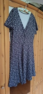 Damen Kleid Gr. 40/42 NEU Schwarz weiße Blümchen SOMMERKLEID - Bild 1 von 3