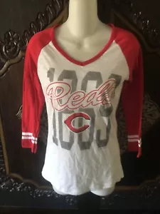 Cincinnati Reds Women's Extra Small Long Sleeve Shirt - Picture 1 of 5