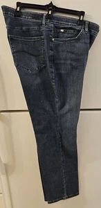 WOMEN's Size 14P LEE BLUE JEANS, REGULAR FIT, STRAIGHT LEG, MID RISE - Picture 1 of 11