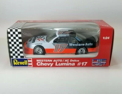 Revell 1:24 Western Auto/Ac DelcoChevy Lumina #17 Stock Car NIB  - Image 1 of 4