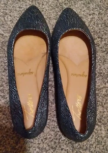 Trotters Signature Gry/Slvr Snakeskin Shiny Design, Flats, Size 6M, Narrow Toe - Picture 1 of 5