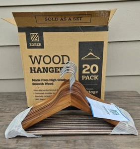 Wood Hangers 20 Pack NEW IN BOX BB1 - Picture 1 of 3