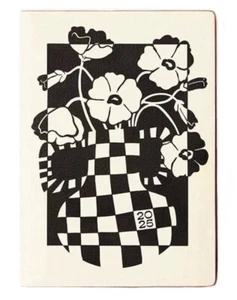 2024-2025 Monochrome Floral Vase 17 Month Weekly Planner 5x7 Cream Paper Source - Picture 1 of 12