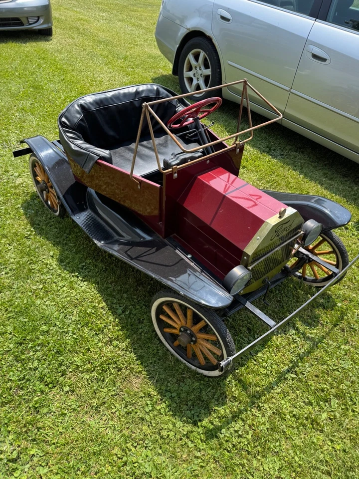 Go Kart de colección modelo T Gas Power Shriners Parade Car Tin Lizzie Foto 1 de 1