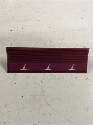 1966 福特 Falcon Ranchero 红色收音机删除仪表板原始设备制造商 C7DB-6204371-AW — 第 1/4 张图片