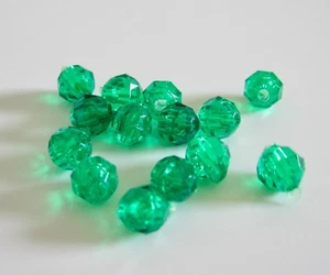 6 MM DARICE FACETTIERTE RUNDE FACETTIERTE WEIHNACHTEN GRÜN BASTELN PERLEN - 1000 PERLEN - Bild 1 von 1