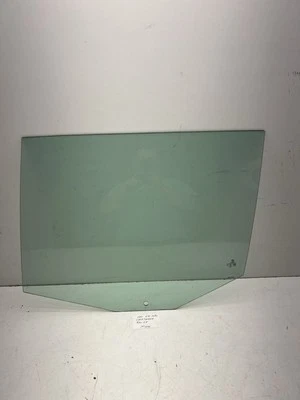 Volkswagen Jetta Wagon 2010-2014 puerta trasera izquierda ventana cristal OEM. Foto 1 de 4