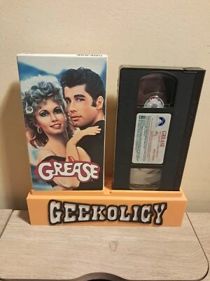 Grease (VHS, 1990 Paramount Pictures) John Travolta  - Image 1 of 3