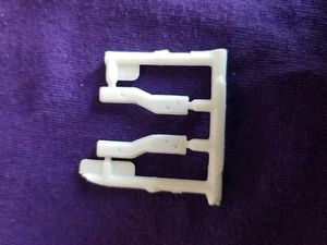 64 SUPPORTI RINFORZO TELAIO Chevy Impala da Revell 1:25 Model Kit 1964 - Foto 1 di 8
