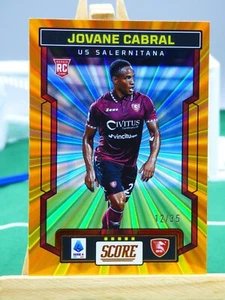 Carte PANINI Score 23-24 Serie A Jovane CABRAL N° 169 numérotée 12/35 - Foto 1 di 3