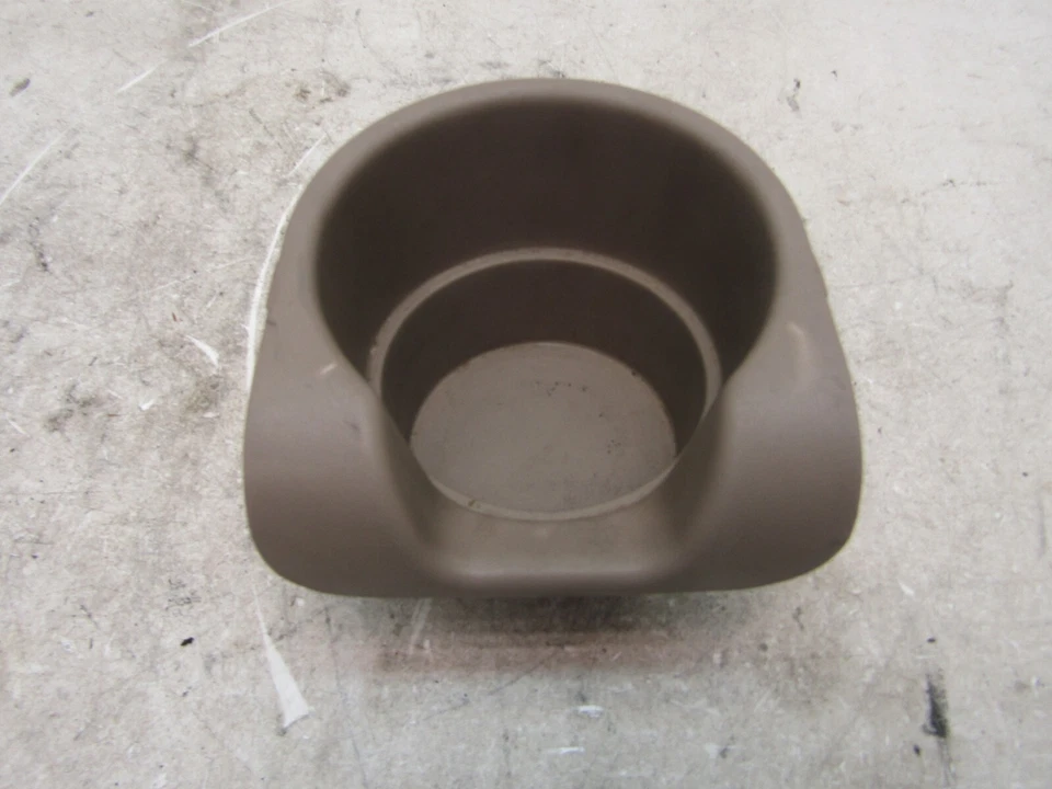 Toyota Sienna 1998-2003 conductor izquierdo trasero cuarto panel portavasos moldura OEM Foto 1 de 4