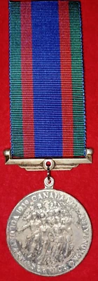 WW2 Canadian Volunteer Service Medal CVSM  WW2 - Canadian Silver Issue, VF #2 - Image 1 of 4