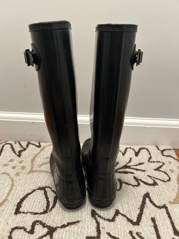 Hunter Tall Matte Black Buckle Knee High Rubber Rain Boots Women’s Size 9 M - Image 1 of 3