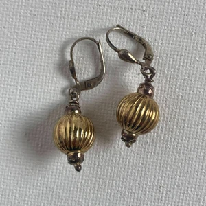 Pendientes Vintage Esterlina Palanca Trasera Cuelga con Cuentas Tono Dorado - Imagen 1 de 5