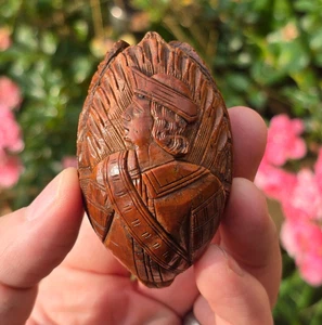 Antique Snuff box Carved Coquilla nut with two portraits - treen - Picture 1 of 12