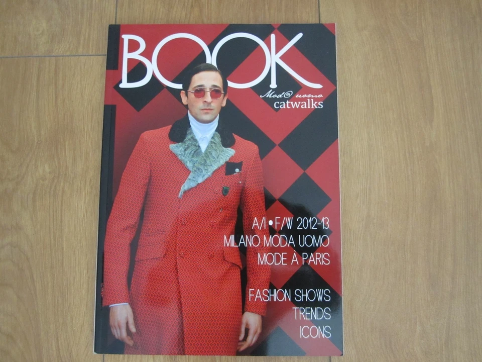 Book Catwalks A/1 Fall / Winter 2012 / 13. - image 1 of 1