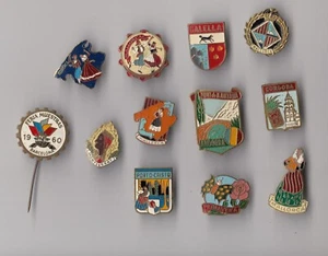 Vintage SPAIN brooches pin badge brooches Coat of Arms Barcelona Espana - Picture 1 of 71