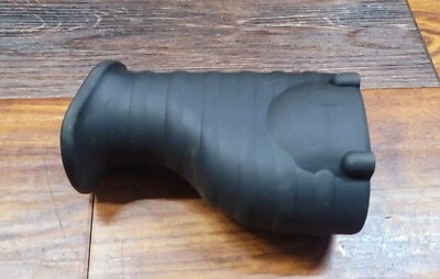 DeWalt BOOT RUBBER FOR DCS381 20V Reciprocating Saw N084699 - Image 1 of 4