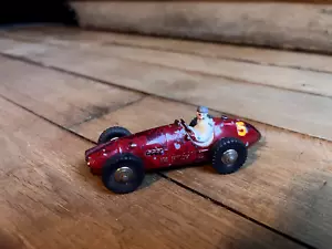 DINKY TOYS FRANCE 23J FERRARI - Foto 1 di 5