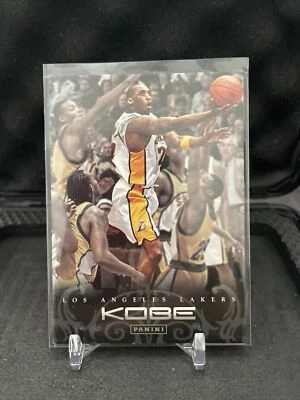 Kobe Bryant  2012 Panini 143  - Image 1 of 2