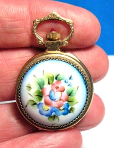 YANKA 1980s GOLD RUSSIAN PENDANT WATCH VINTAGE FLOWER ENAMEL Y - Picture 1 of 4