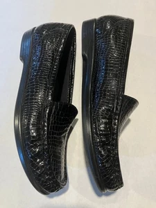 SAS SIMPLIFY TRIPAD KOMFORTHALBSCHUH DAMENGRÖSSE 10N GLÄNZEND SCHWARZ - Bild 1 von 9