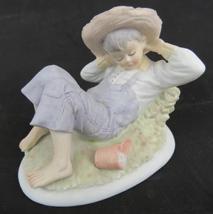 Vtg Hand Painted Lefton Ceramic Little Boy Barefoot Asleep In The Field KW226 - Picture 1 of 6