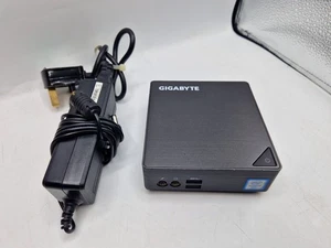 GIGABYTE BRIX Mini PC GB-BSi7T-6500 8/16GB RAM 120/240GB WiFi/BT Win 10 mit Netzteil - Bild 1 von 7