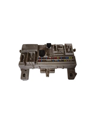 VOLVO V50 S40 C30 2007-2013 UNIDAD DE CONTROL CAJA DE FUSIBLES 30765015 519096606 OEM Foto 1 de 4