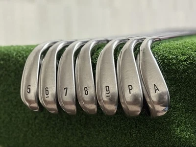 Callaway LH Iron Set ROGUE STAR 5-9.P.A NS PRO ZELOS7 Flex S Left Handed STORE - Image 1 of 4