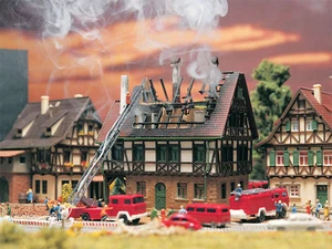 Vollmer 47738 N Brennendes Haus NEU OVP! - Picture 1 of 1