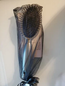 Aria Beauty Luxe Oval Detangling Brush BRAND NEW - FREE SHIP! - Picture 1 of 1