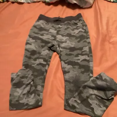 Pantalones de chándal OshKosh talla 10 gris estampado camuflaje Foto 1 de 4